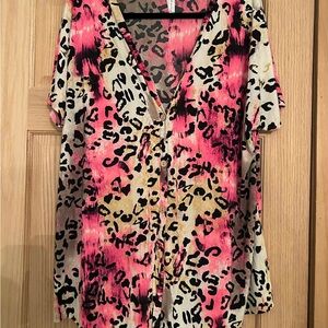 Boutique 9 Pink and Black Leopard Print Button Down Shirt